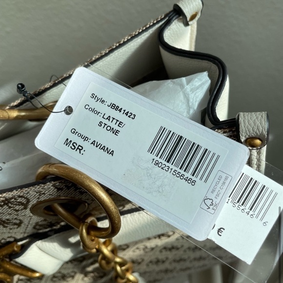 Guess Aviana Tote bag - Picture 6 of 6